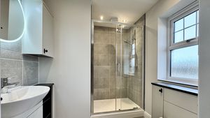 Photo 16- click for photo gallery